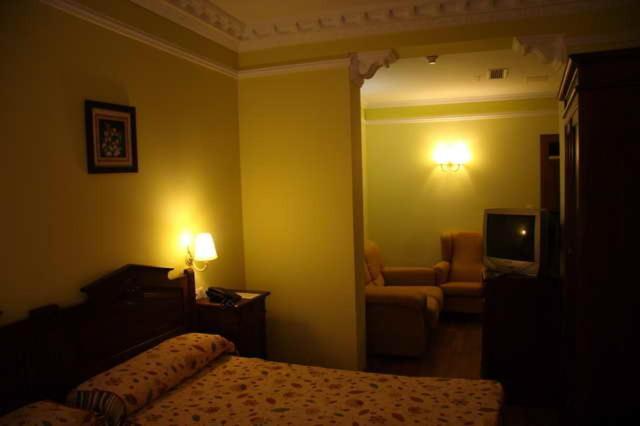 Hotel El Mano Huéscar الغرفة الصورة
